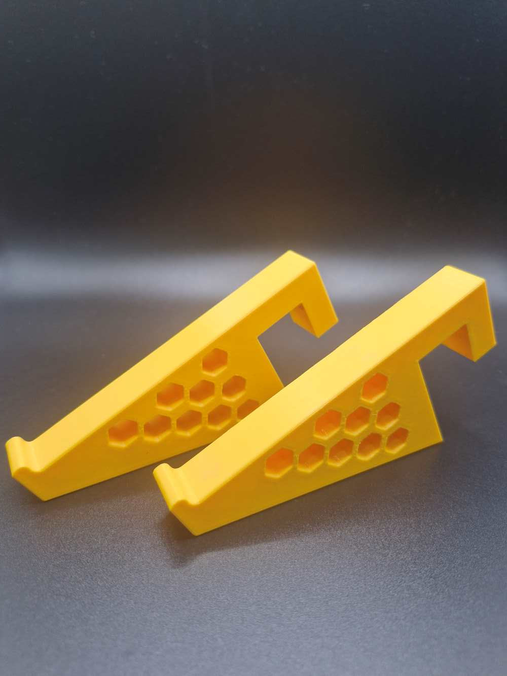 Bee Frame Support Holder Beekeeping (Holds 2 Frames) comes as a pair