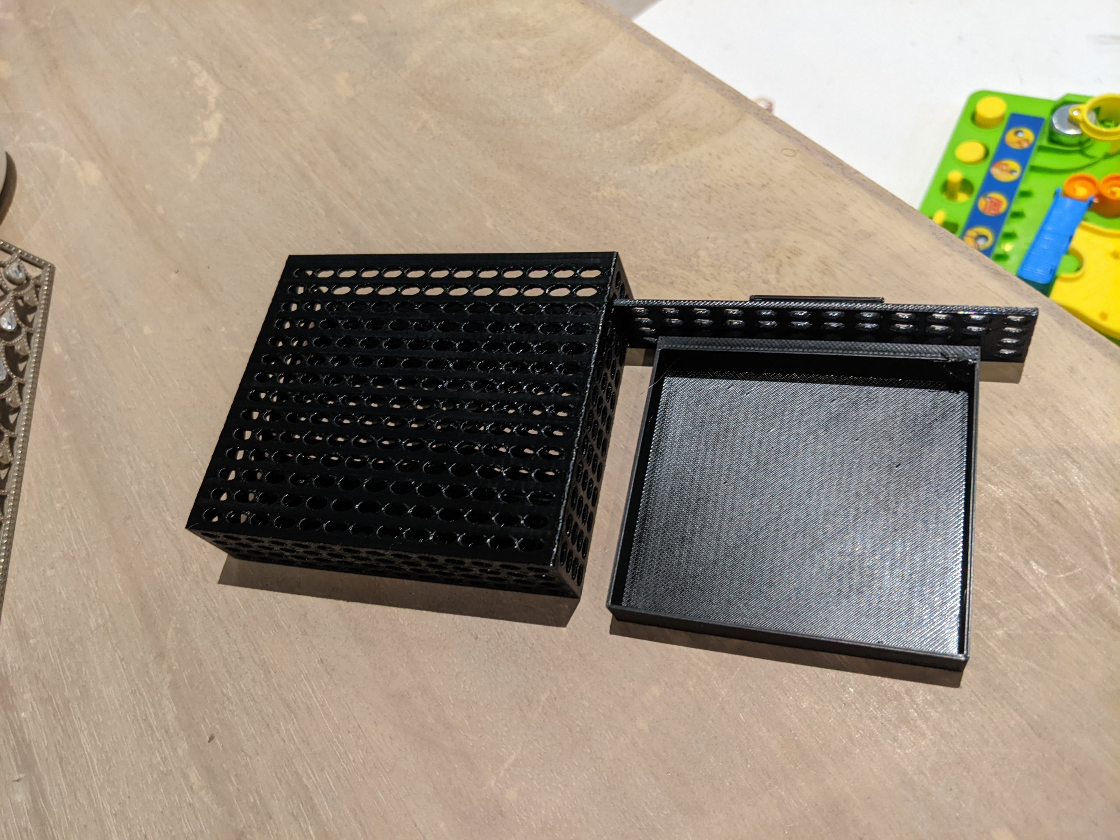 Bee Hive Desiccant Tray