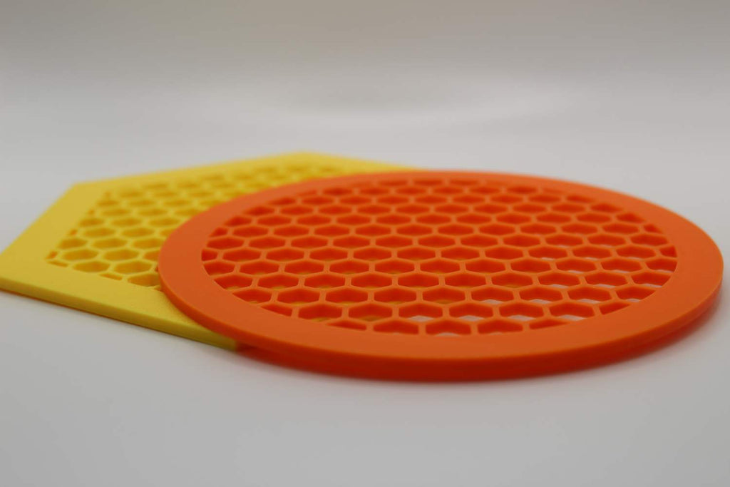 Water float water feeder for Bees and insects Round or Hexagon - Bee Safe